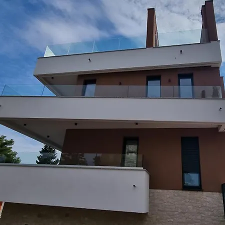 Mb11 Gostinjska kuća